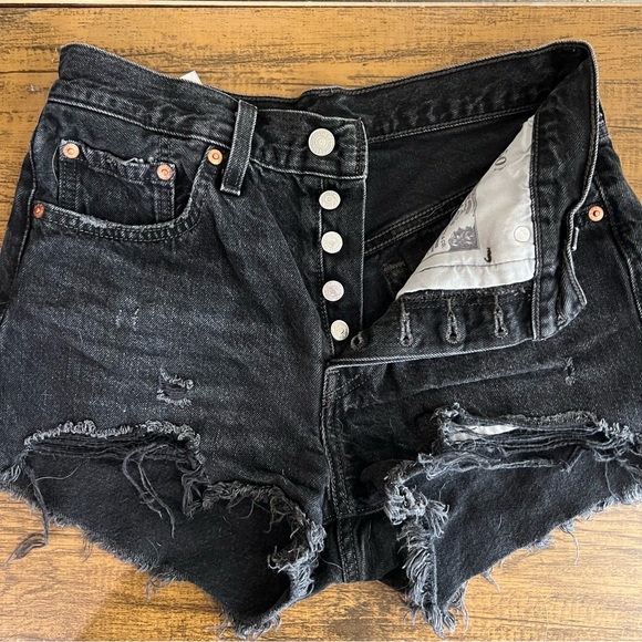Levi’s 501 Original Cutoff High Rise shorts- Wise Up- Size 4 or 27 - Picture 2 of 14